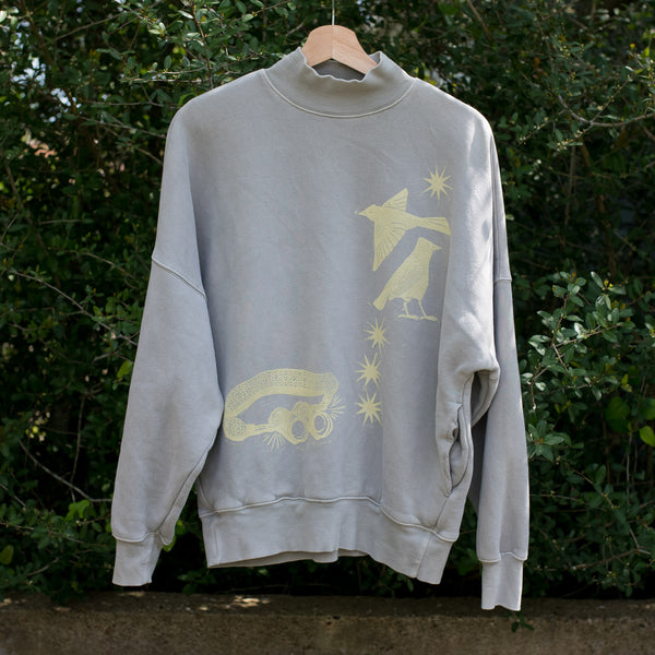 x-large | thrifted and printed turtle neck sweatshirt with bird blockprints